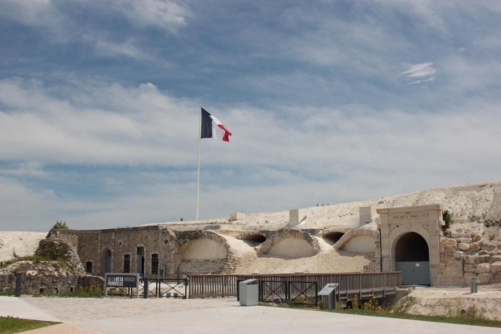 Maison Mitoyenne Taissy Kültér fotó